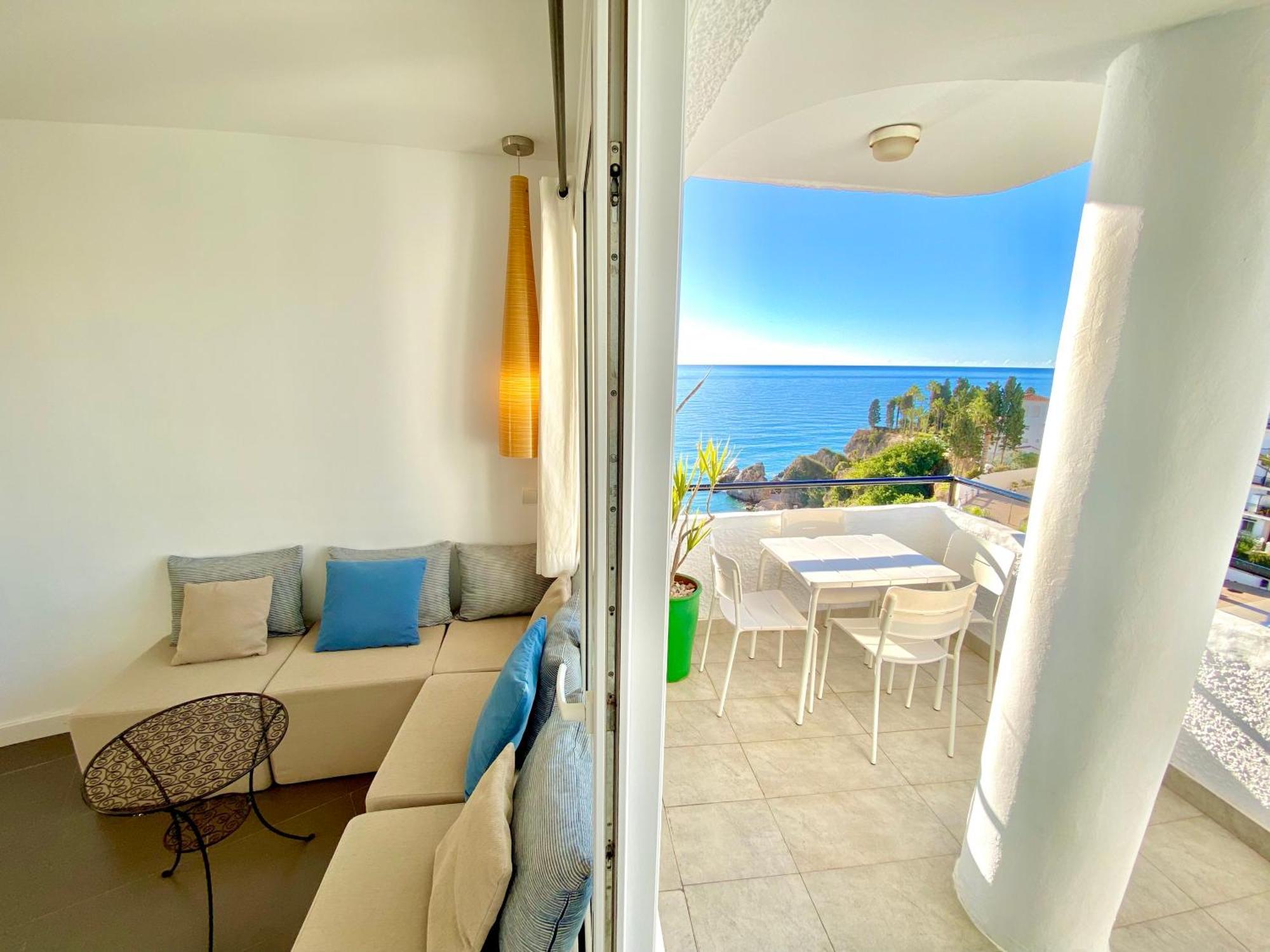 Modern Apartment Stunning Sea Views And Pool Nerja Exterior foto